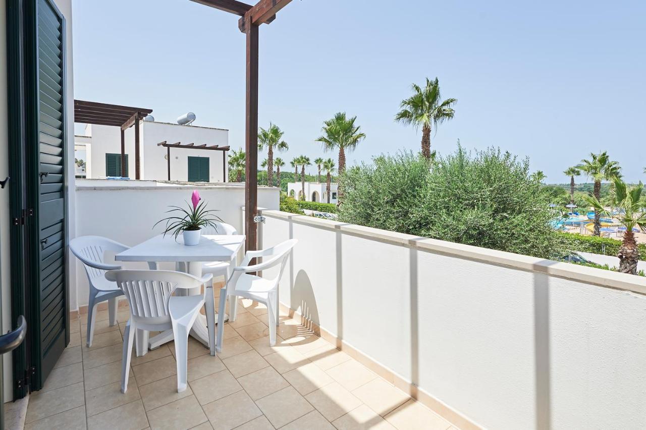 Alba Azzurra - Cdshotels Torre dell'Orso Exterior foto