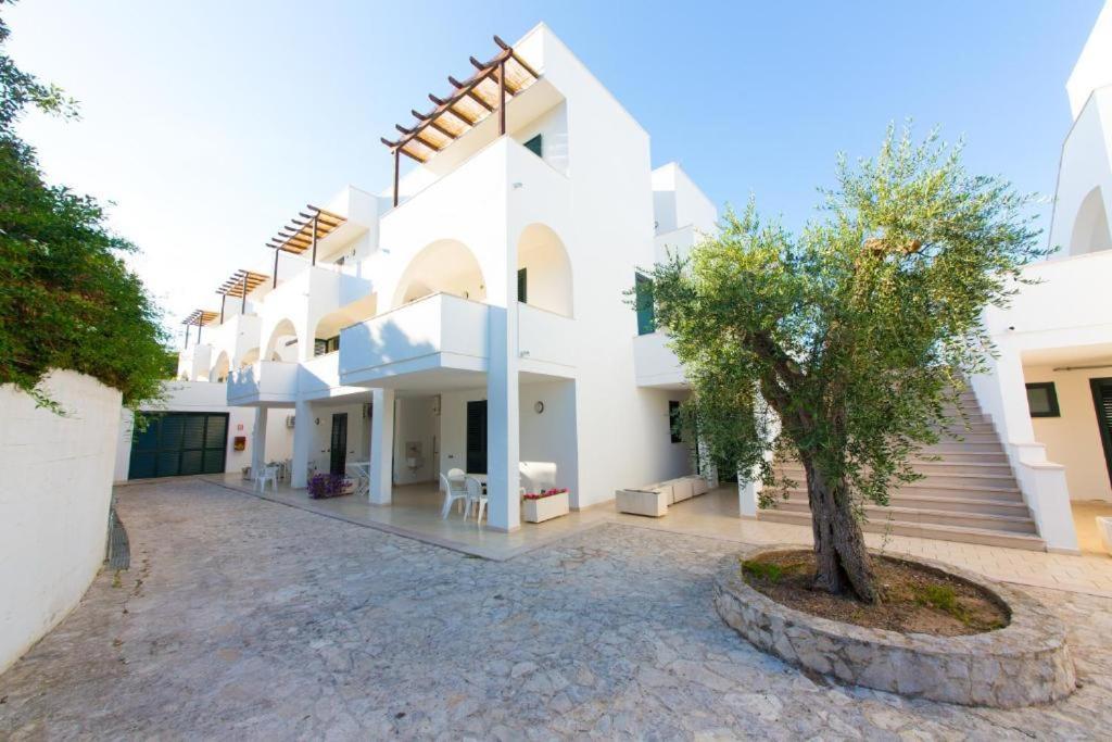 Alba Azzurra - Cdshotels Torre dell'Orso Exterior foto