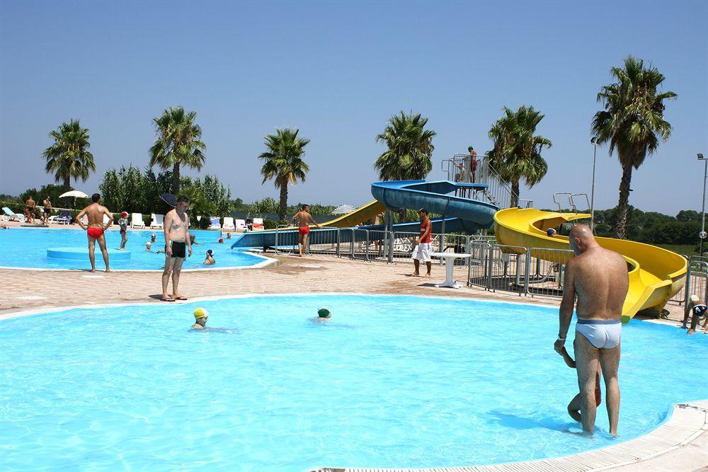 Alba Azzurra - Cdshotels Torre dell'Orso Exterior foto