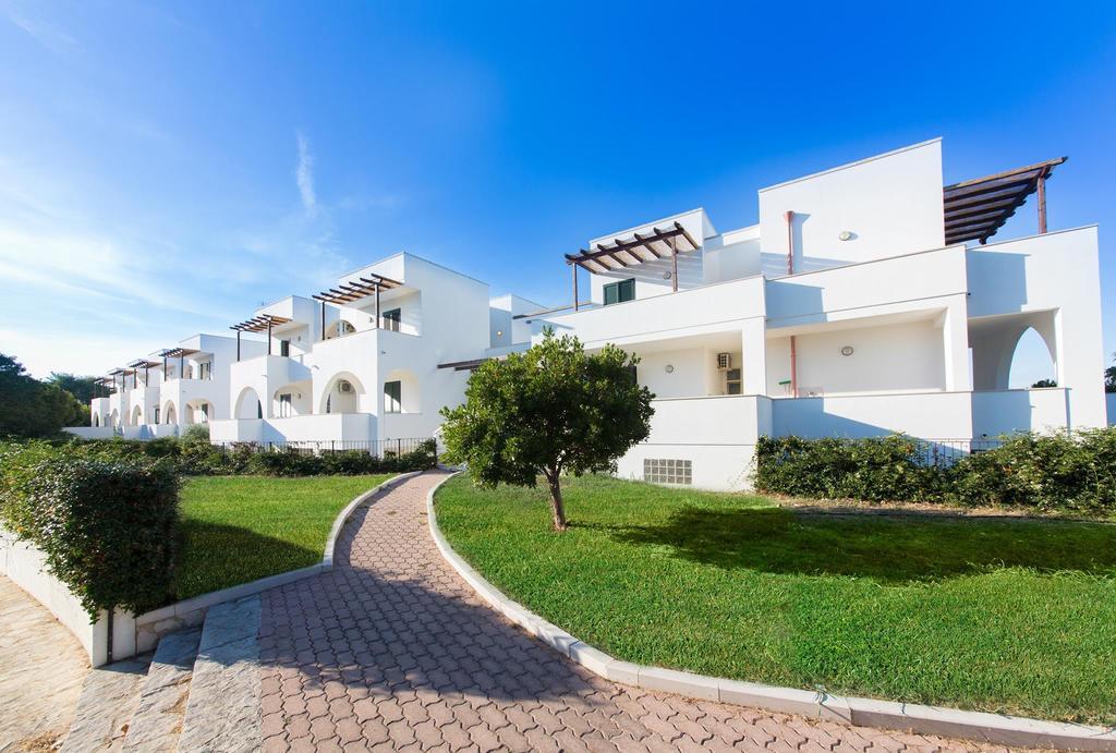 Alba Azzurra - Cdshotels Torre dell'Orso Exterior foto